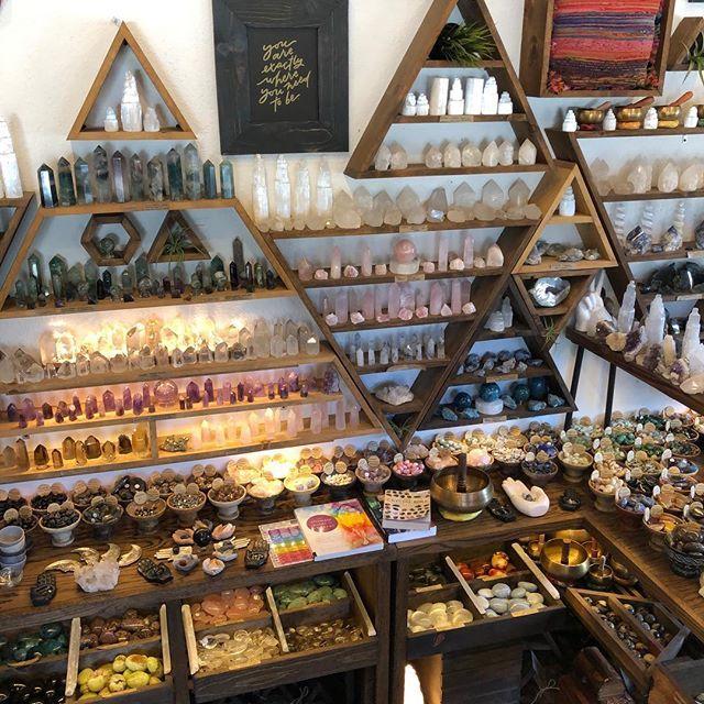 The Power of Healing Crystals: Energy, Intention, and Inner Balance